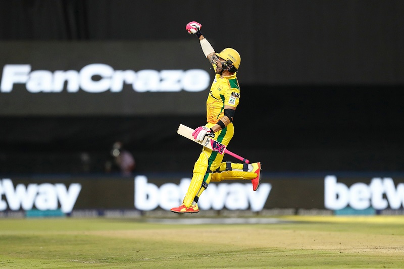 Faf du Plessis lights up Wanderers with maiden Betway SA20 century