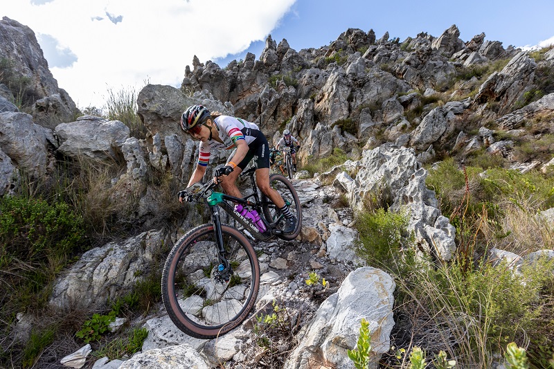 Team e-FORT.net | SeattleCoffeeCo claims historic Cape Epic stage win