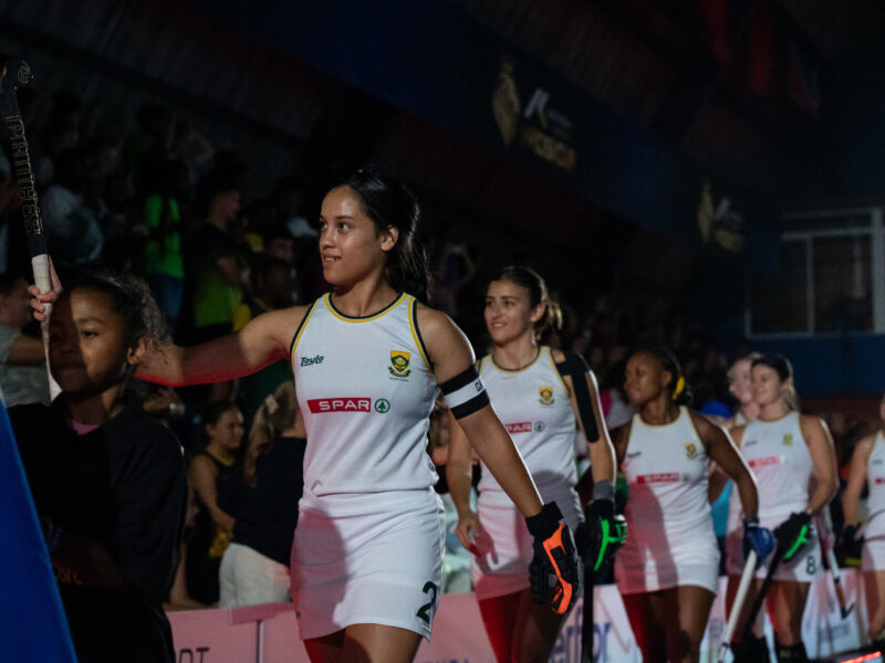 South Africa shine in evening session