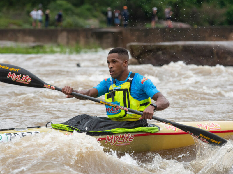 Khwela and Mtolo on course for Dusi win