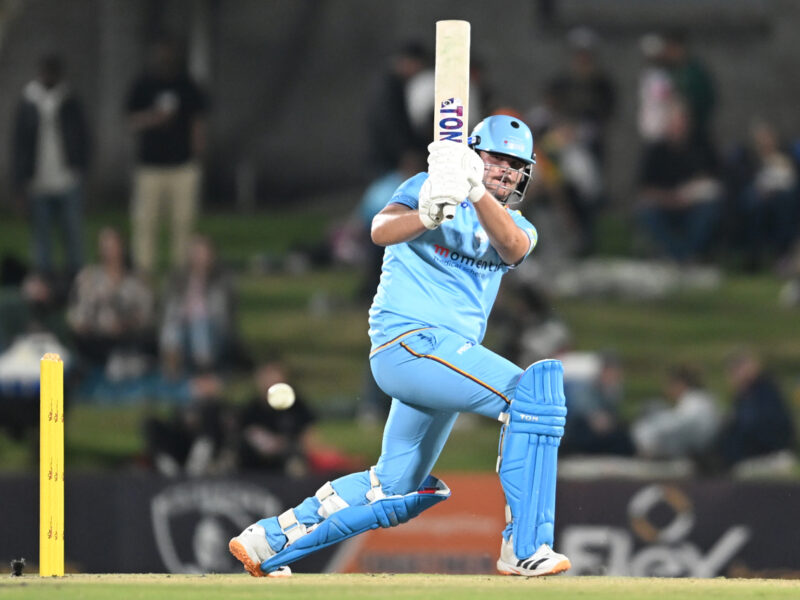 Pretorius Blasts World Record 188